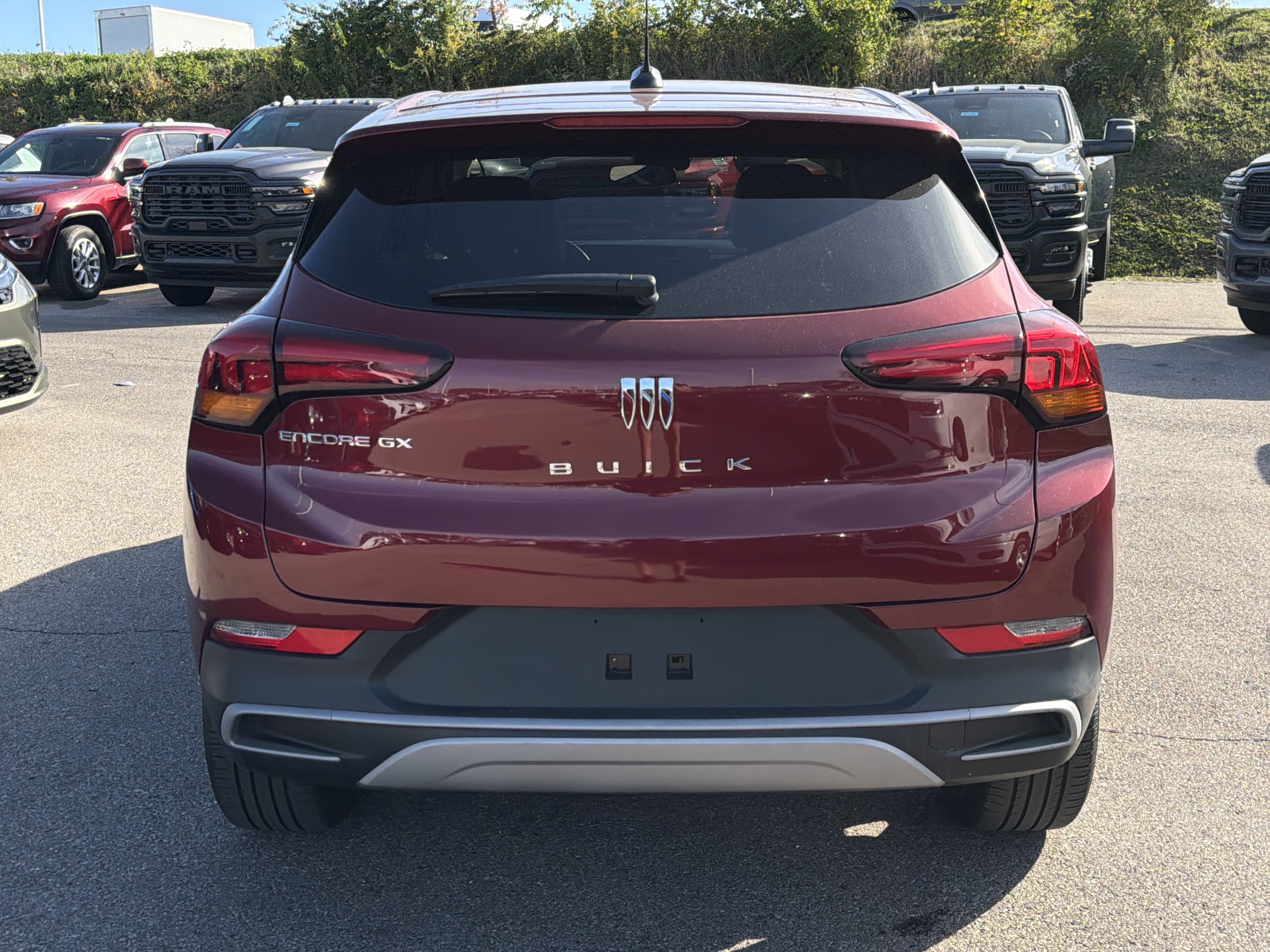 Used 2024 Buick Encore GX Preferred FWD image 7