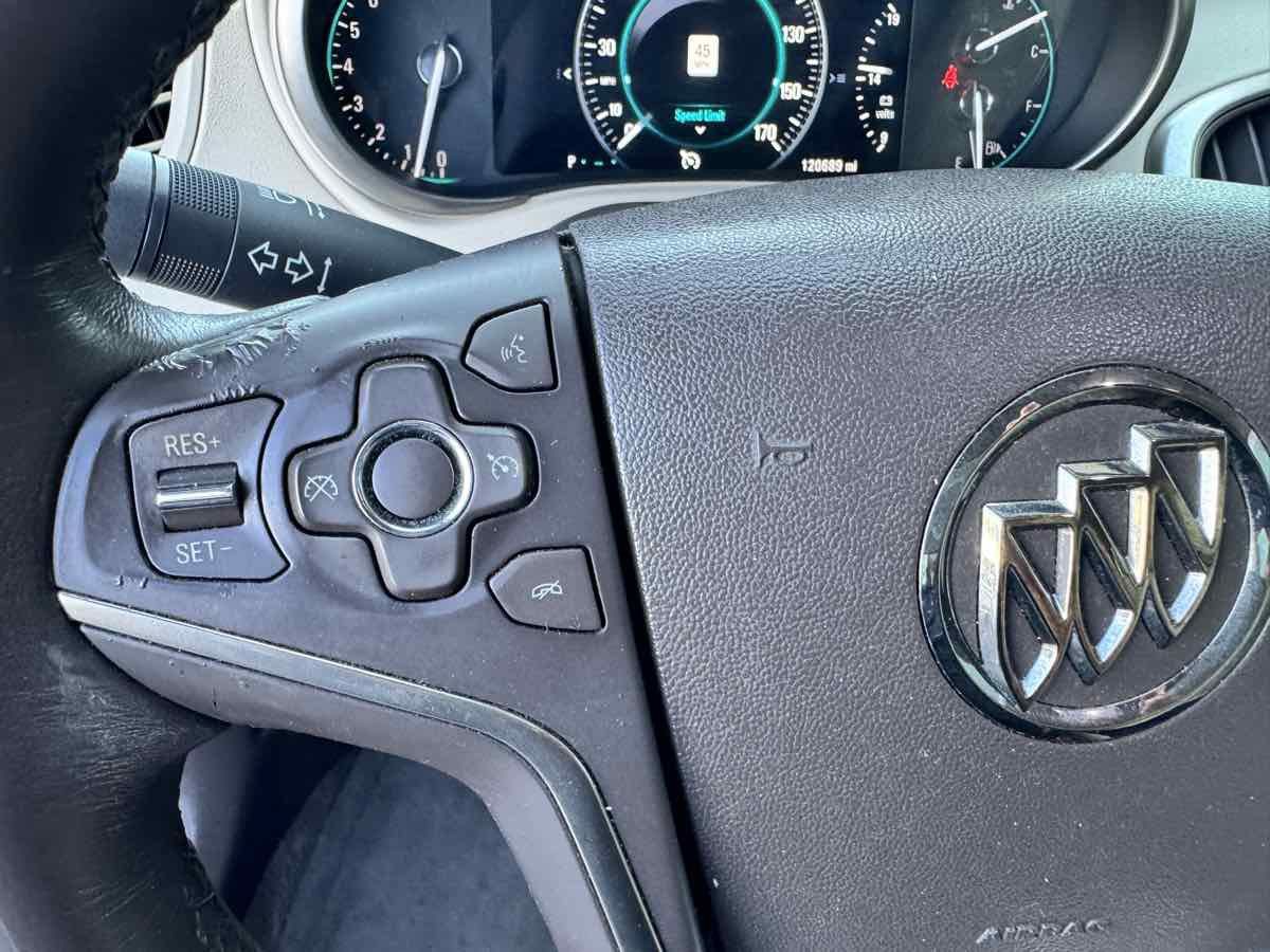 Used 2015 Buick LaCrosse Leather FWD image 39