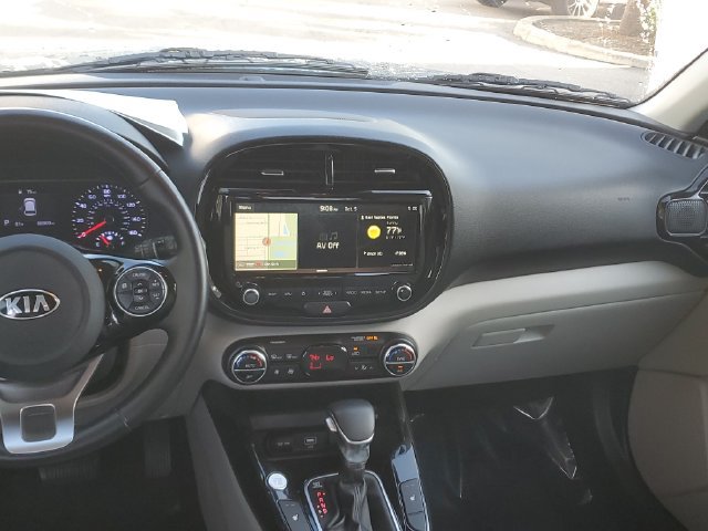 Used 2020 Kia Soul EX FWD image 19