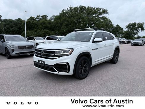 Used 2022 Volkswagen Atlas Cross Sport SEL R-Line AWD/4WD image 1