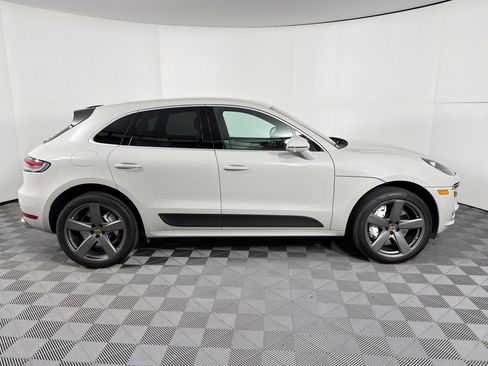 Certified 2021 Porsche Macan Turbo w/ Premium Package Plus (PF0) AWD/4WD image 8