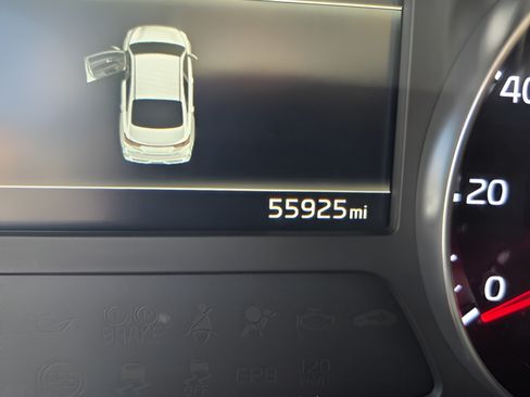 Used 2024 Kia Forte LXS FWD image 25