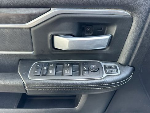 Used 2024 RAM 3500 Big Horn AWD/4WD image 15