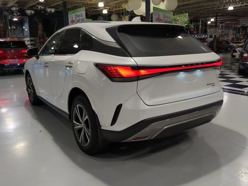 Used 2023 Lexus RX 350 Premium w/ Cold Area Package AWD/4WD image 10