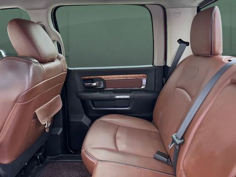 Used 2015 RAM 2500 Longhorn w/ Convenience Group image 22