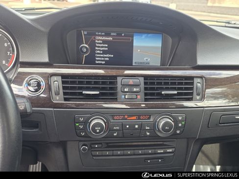 Used 2011 BMW 328i Convertible image 17