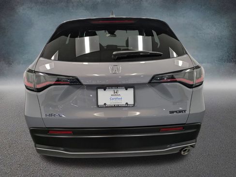 Used 2023 Honda HR-V Sport image 5