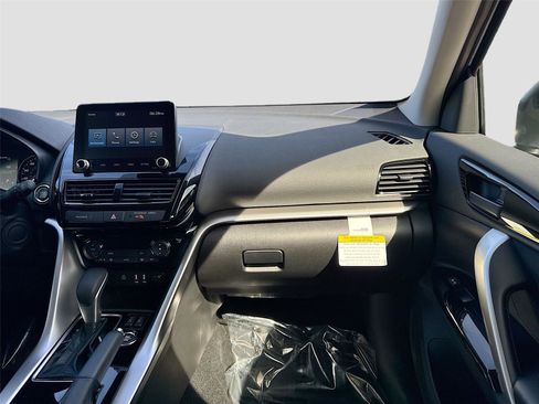 New 2026 Mitsubishi Eclipse Cross LE image 21