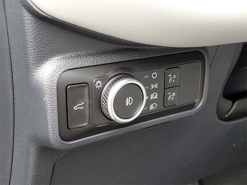 New 2026 Ford Explorer Active w/ Active Comfort Package image 13