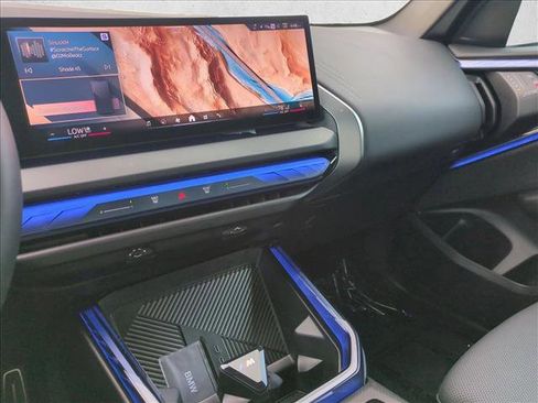 Certified 2025 BMW X3 xDrive30i w/ M Sport Package image 14