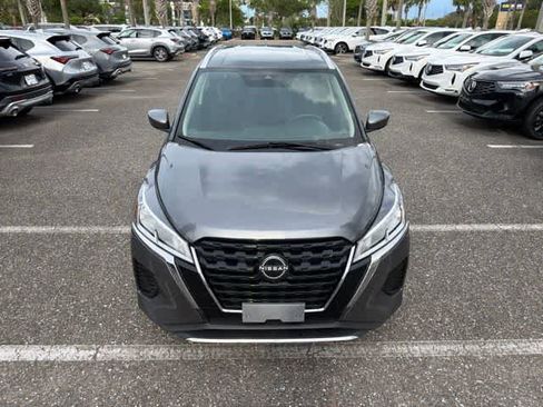 Used 2023 Nissan Kicks SV FWD image 7