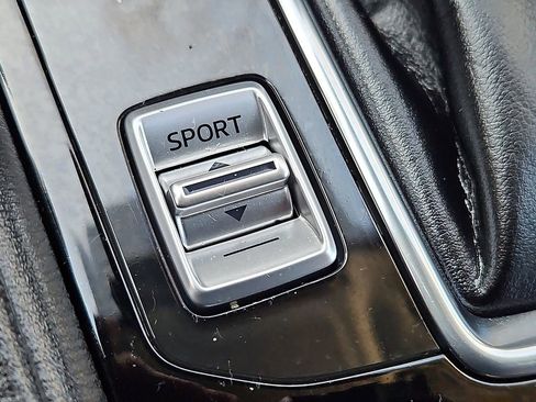 Used 2018 MAZDA CX-5 Touring w/ Preferred Equipment Package image 22