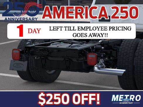 New 2026 Ford F550 4x4 Supercab Super Duty image 21