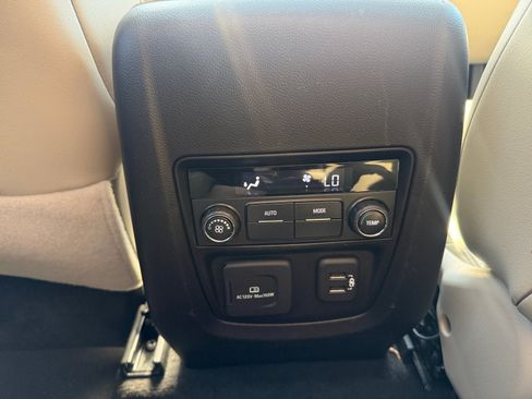 Used 2019 Buick Enclave Essence w/ Trailering Package, 5000 lbs. AWD/4WD image 20