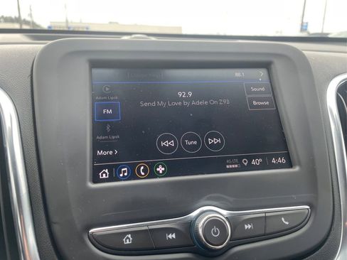 Used 2022 Chevrolet Equinox LS image 11