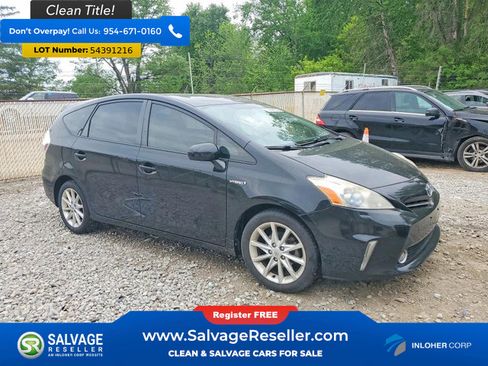 Used 2012 Toyota Prius V Five FWD image 5