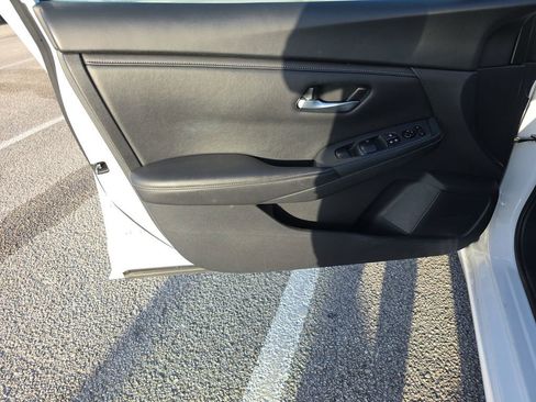 Used 2024 Nissan Sentra SV image 12