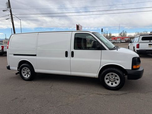 Used 2011 Chevrolet Express 1500 AWD image 1