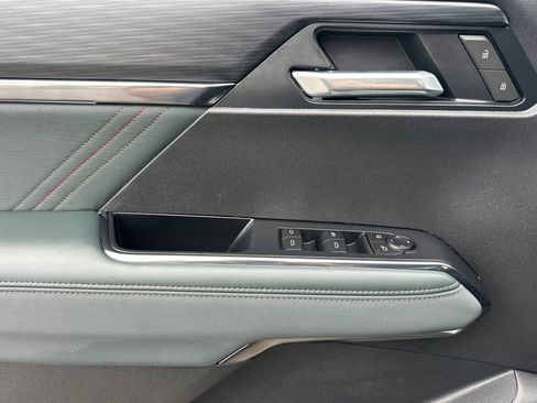 Used 2025 GMC Acadia AT4 w/ LPO, Floor Liner Package AWD/4WD image 10