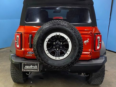 Used 2023 Ford Bronco Badlands AWD/4WD image 9