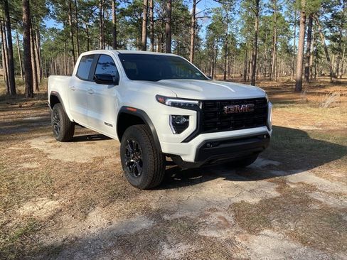 New 2025 GMC Canyon Elevation w/ Convenience Package image 7