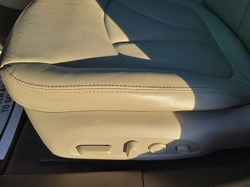 Used 2019 Buick LaCrosse Premium w/ Driver Confidence Package II image 8