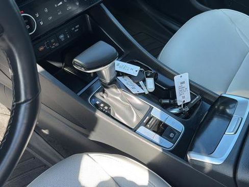 Used 2025 Hyundai Santa Cruz Limited image 14