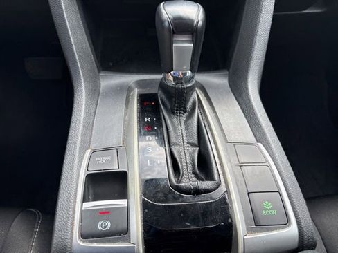 Used 2020 Honda Civic EX image 17
