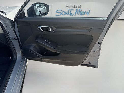 Used 2025 Honda Civic Sport image 32