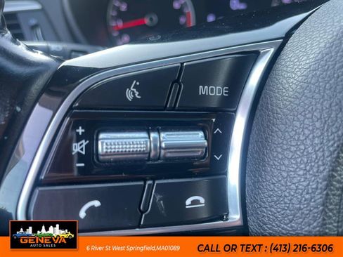 Used 2019 Kia Optima S w/ S Panoramic Sunroof Package image 21