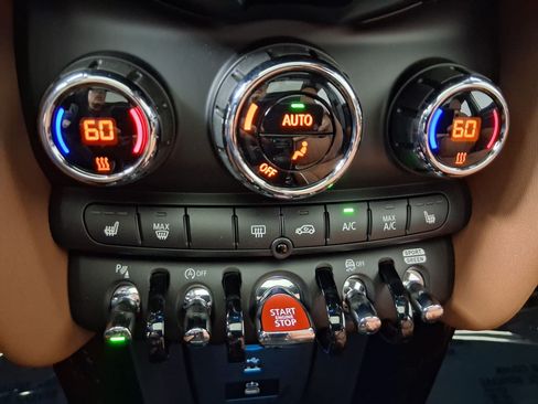 Used 2024 MINI Cooper S FWD image 18