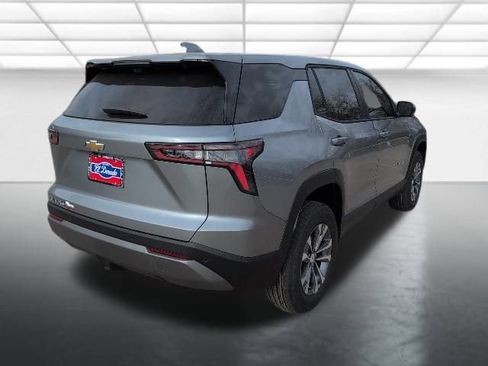 New 2026 Chevrolet Equinox LT w/ Safety and Technology Package FWD image 30