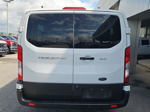 Used 2023 Ford Transit 350 XLT RWD image 4