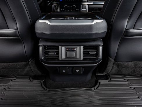 Used 2025 Ford F150 Raptor image 33