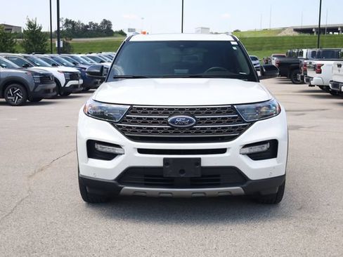 Used 2022 Ford Explorer King Ranch w/ Class IV Trailer Tow Package AWD/4WD image 3