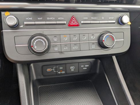 New 2026 Hyundai Tucson SE image 23