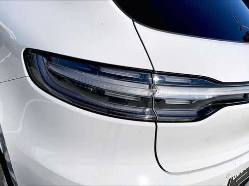 Used 2021 Porsche Macan GTS image 26