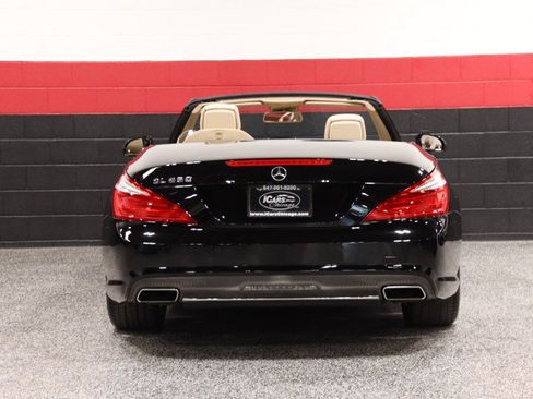Used 2013 Mercedes-Benz SL 550 w/ Premium Pkg image 30