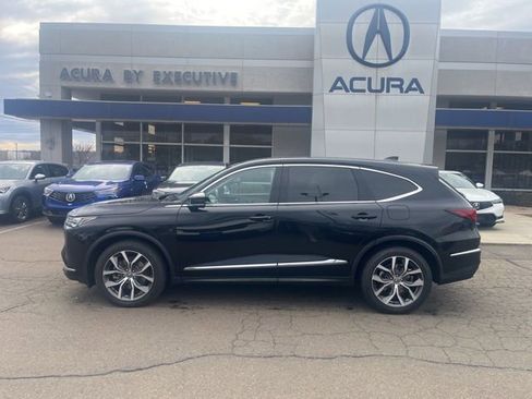Certified 2023 Acura MDX SH-AWD w/ Technology Package image 2