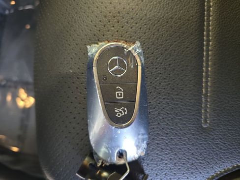 Certified 2026 Mercedes-Benz GLC 300 4MATIC image 38