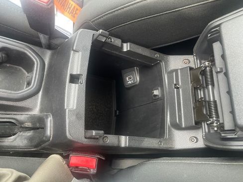 Used 2021 Jeep Gladiator Overland image 14