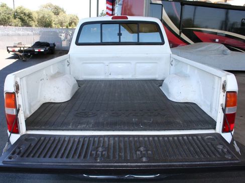 Used 1998 Toyota Tacoma 4x4 Xtracab image 22