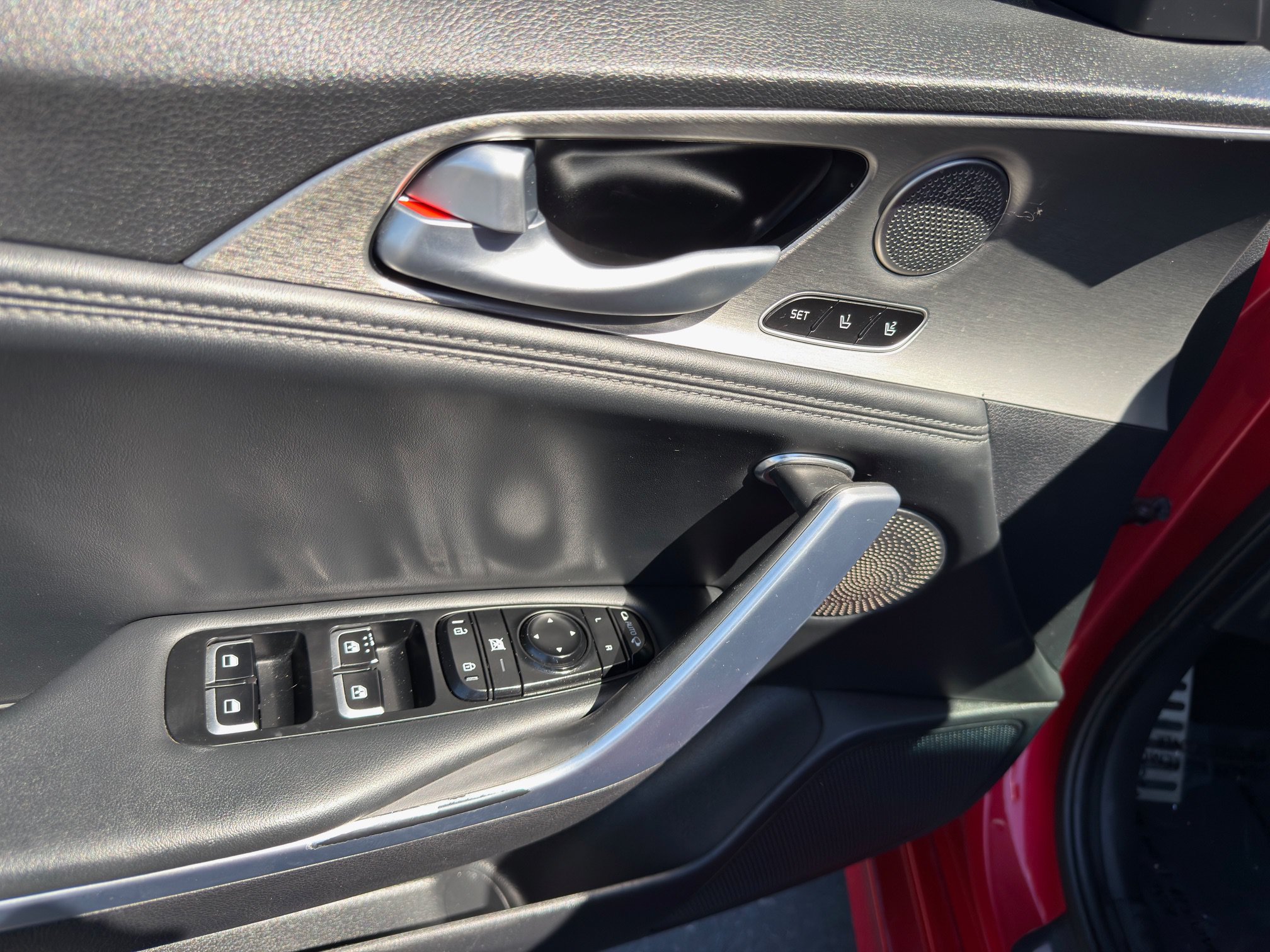 Used 2019 Kia Stinger GT1 RWD image 24