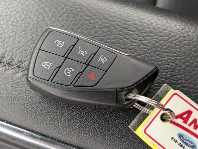 Used 2022 GMC Yukon Denali AWD/4WD image 30
