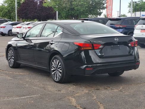 Certified 2025 Nissan Altima 2.5 SV FWD image 4