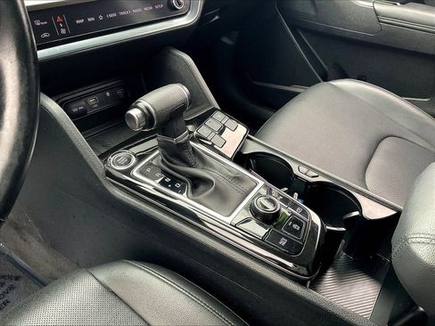 Used 2023 Kia Sportage EX image 19