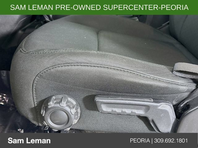 Used 2022 Jeep Wrangler Unlimited Sahara AWD/4WD image 18