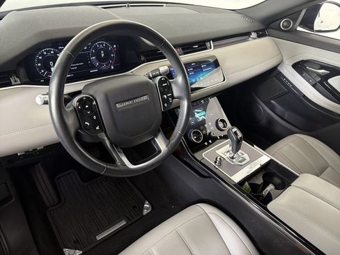 Used 2020 Land Rover Range Rover Evoque SE AWD/4WD image 3