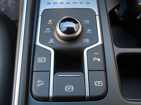 New 2026 Kia Sorento EX image 13