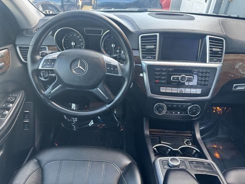 Used 2013 Mercedes-Benz GL 450 4MATIC image 20